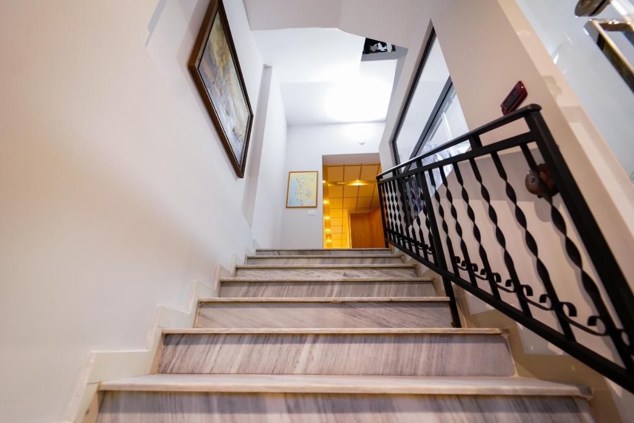SR99 Hotel Tirana Eksteriør billede